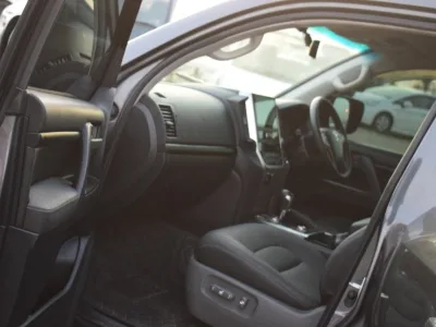 2016 Toyota land cruiser full option Grey (No.830777)