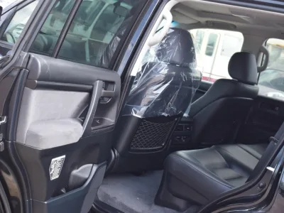 2017 Toyota Land Cruiser full option  Black (No.830783)