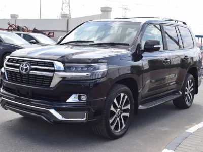 2017 Toyota Land Cruiser full option  Black (No.830783)