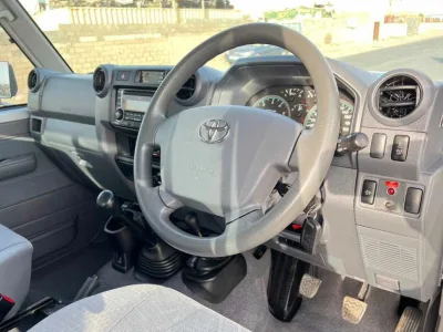 2018 Toyota Land Cruiser Double cab 4X4  (No.680580)