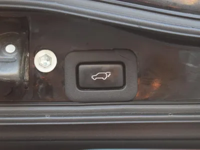 2018 Toyota Land Cruiser Sahara 4.4L Diesel 4WD – Black