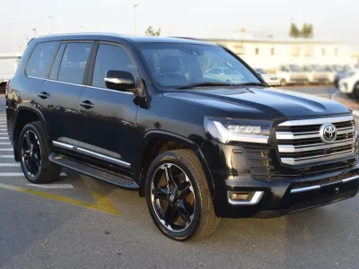 2018 Toyota Land Cruiser Sahara 4.4L Diesel 4WD – Black