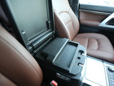 2019 Toyota Land Cruiser 200 4.6 ZX 4WD WALD
