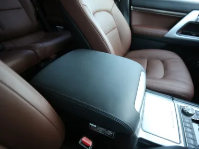2019 Toyota Land Cruiser 200 4.6 ZX 4WD WALD