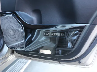 2019 Toyota Land Cruiser 200 4.6 ZX 4WD WALD
