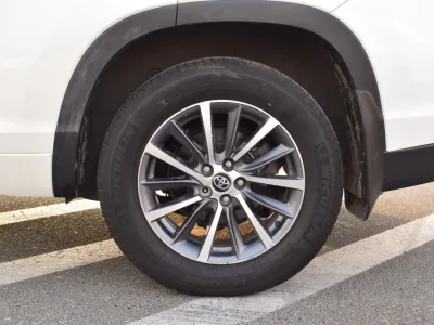 2019 Toyota kluger push start (No.830771)
