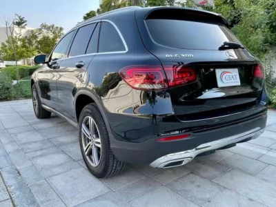 2020 Mercedes-Benz GLC 300 SUV (2.0L inline-4 turbo engine) Left Hand Model (No.680649)