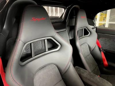 2020 Porsche 718 Spider Sports Car (No.960465)