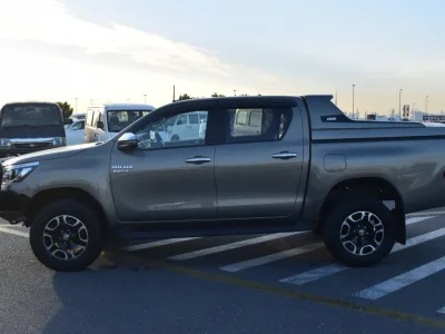 2020 Toyota Hilux Pickup  Push start leather electric Green (No.830780)