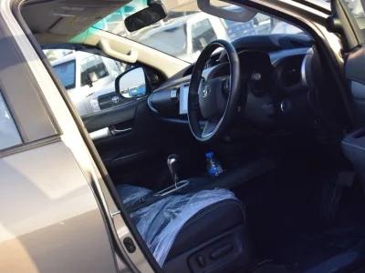 2020 Toyota Hilux Pickup  Push start leather electric Green (No.830780)