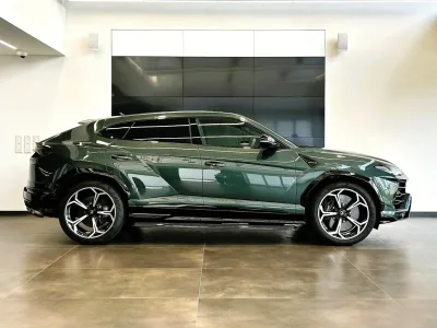 2021 Lamborghini Urus – Pre-Owned Super SUV