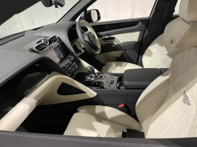 2022 Bentley Bentayga V8 4WD (No.J0589)