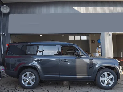 2022 Land Rover Defender 130 First Edition (No.960755)