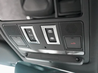2022 Land Rover Defender 130 (No.140750)