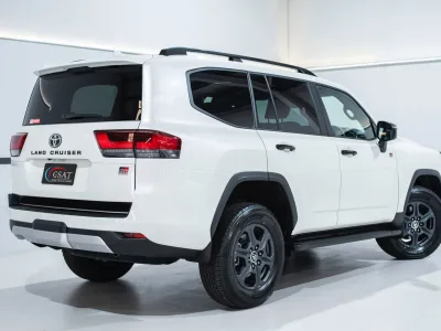 2022 LandCruiser LC300 GR Sport (No.J0538)