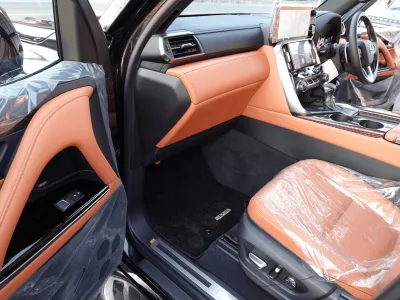 2025 Lexus LX 600 Executive AWD Levinson 4-Seater (No.960732)