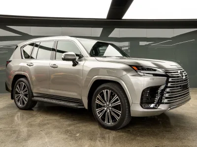 2025 Lexus LX600 LEXUS SIGNATURE EDITION 7 Seats(No.830807)