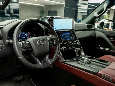 2025 Lexus LX600 LEXUS SIGNATURE EDITION 7 Seats(No.830807)