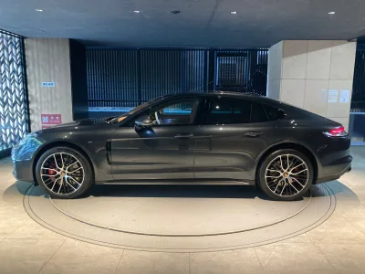 2022 Porsche 911 GTS (J0533)