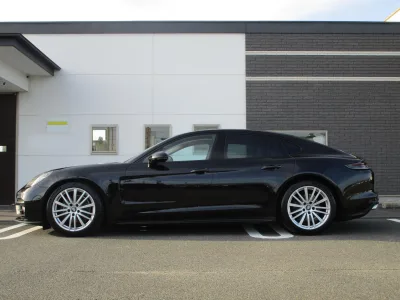 2022 Porsche Panamera 2.9 PDK Panoramic Sunroof (Jet Black Metallic) (No.J0576)