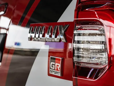 2022 RHD Toyota Hilux GR Sport double cab ( Pickup )  2.8 automatic 4×4 (No.560461)