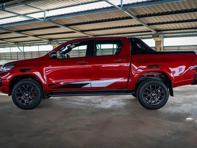 2022 RHD Toyota Hilux GR Sport double cab ( Pickup )  2.8 automatic 4×4 (No.560461)