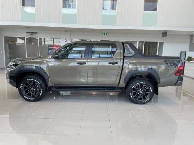 2022 RHD Toyota Hilux double cab ( Pickup ) Rocco 2.8 automatic 4x4 (No.560458)