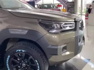 2022 RHD Toyota Hilux double cab ( Pickup ) Rocco 2.8 automatic 4x4 (No.560458)