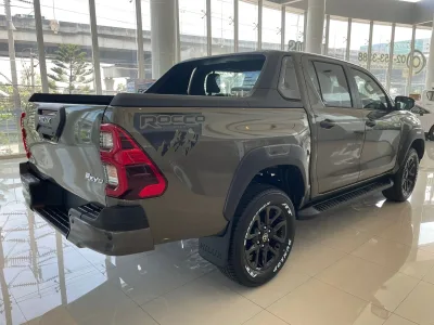 2022 RHD Toyota Hilux double cab ( Pickup ) Rocco 2.8 automatic 4x4 (No.560458)