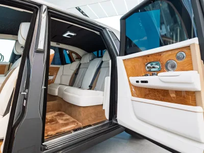 2022 Rolls-Royce Phantom