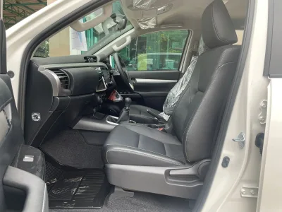 2022 TOYOTA HILUX REVO Double Cab 2.4 MT 4WD (Pickup) with Offroad Accessories ( No.560463)