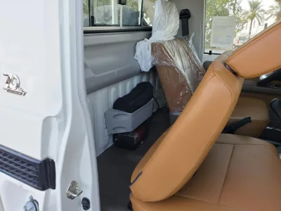 2022 Toyota Land Cruiser 70th Anniversary LX (No.680541)