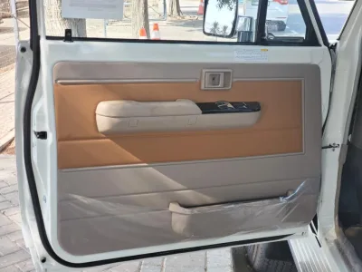 2022 Toyota Land Cruiser 70th Anniversary LX (No.680541)