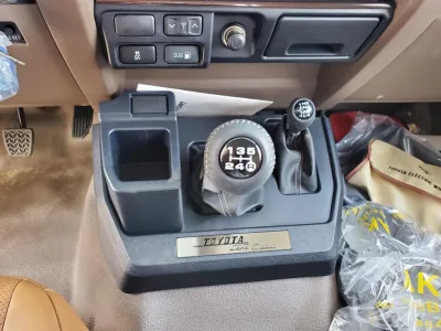 2022 Toyota Land Cruiser 70th Anniversary LX (No.680541)