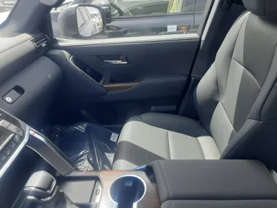 2022 Toyota LandCruiser 300 LC300 GX-R  (No.680477)