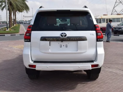 2022 Toyota Prado Petrol full option White (No.830782)