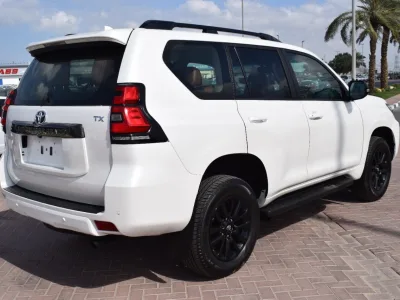 2022 Toyota Prado Petrol full option White (No.830782)