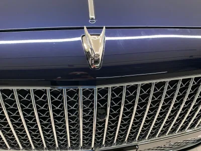 2025 Bently Flying Spur Hybrid Luxury sedan(No.940804)