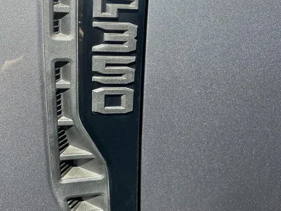 2025 Ford F350 Lariat LHD Pickup (No.960863)