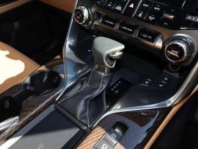 2025 LEXUS LX500D SPORTS LUXURY SUV (No.J0858)