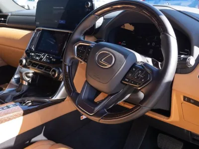 2025 LEXUS LX500D SPORTS LUXURY SUV (No.J0858)