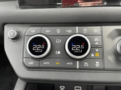2023 Land Rover Defender 90 75th Limited Edition 4WD (No.960962)