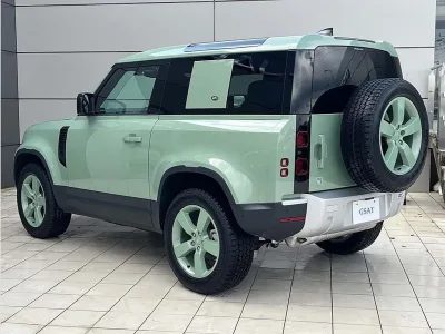 2023 Land Rover Defender 90 – 75TH LIMITED EDITION P300