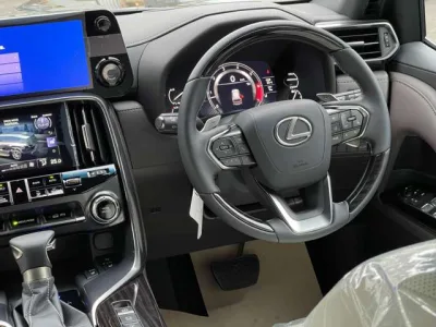 2025 Lexus LX 600 4WD M Levi White Interior SUV(No.960796)