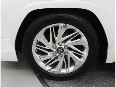 2023 Lexus LX600 EXECUTIVE  Sonic Quartz 4 Seater