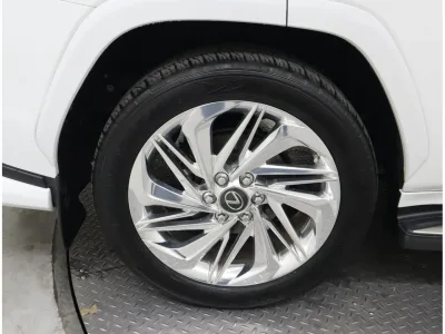 2023 Lexus LX600 EXECUTIVE  Sonic Quartz 4 Seater