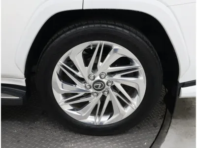 2023 Lexus LX600 EXECUTIVE  Sonic Quartz 4 Seater