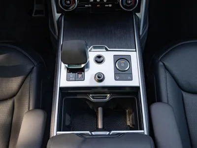 2025 RANGE ROVER AUTOBIOGRAPHY (No.830814)