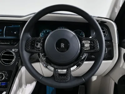2025 ROLLS-ROYCE BLACK BADGE CULLINAN (No.109906)
