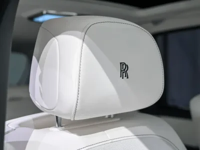 2025 ROLLS-ROYCE BLACK BADGE CULLINAN (No.109906)